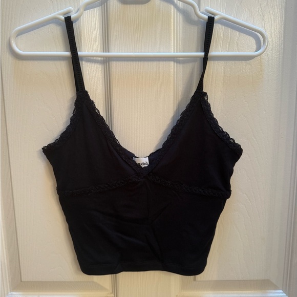 Aritzia crop tank - Picture 1 of 3